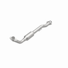 Load image into Gallery viewer, MagnaFlow Exhaust Products 4481145 California CARB Direct-Fit Catalytic Converter for Select Ford Ranger