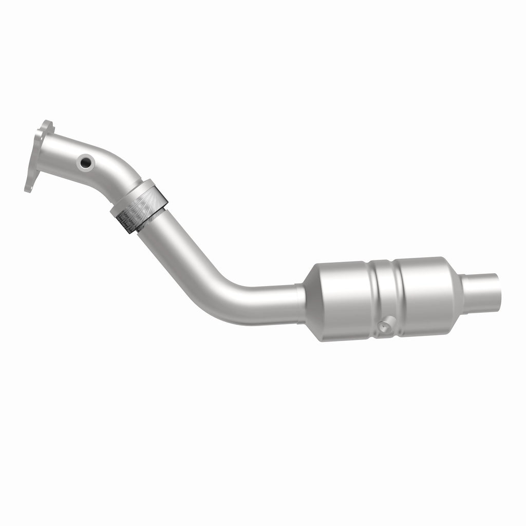 MagnaFlow Exhaust Products 49526 OEM Grade Direct-Fit Catalytic Converter for Select Chrysler Pacifica