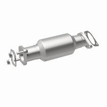 Load image into Gallery viewer, MagnaFlow Exhaust Products 52644 OEM Grade Direct-Fit Catalytic Converter for Select Hyundai Santa Fe, Kia Sorento