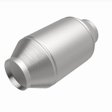 Load image into Gallery viewer, MagnaFlow Exhaust Products 333505 California CARB Universal Catalytic Converter for Select Dodge D100, Dodge D150, Dodge Ram 50, Isuzu Pickup, Isuzu Rodeo, Mazda B2000, Mazda B2200, Mazda B2600, Mitsubishi Mighty Max