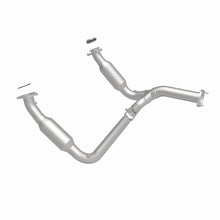 Load image into Gallery viewer, MagnaFlow Exhaust Products 49194 OEM Grade Direct-Fit Catalytic Converter for Select Chevrolet Avalanche, Chevrolet Silverado 1500, Chevrolet Suburban 1500, Chevrolet Tahoe, GMC Sierra 1500, GMC Yukon, GMC Yukon XL