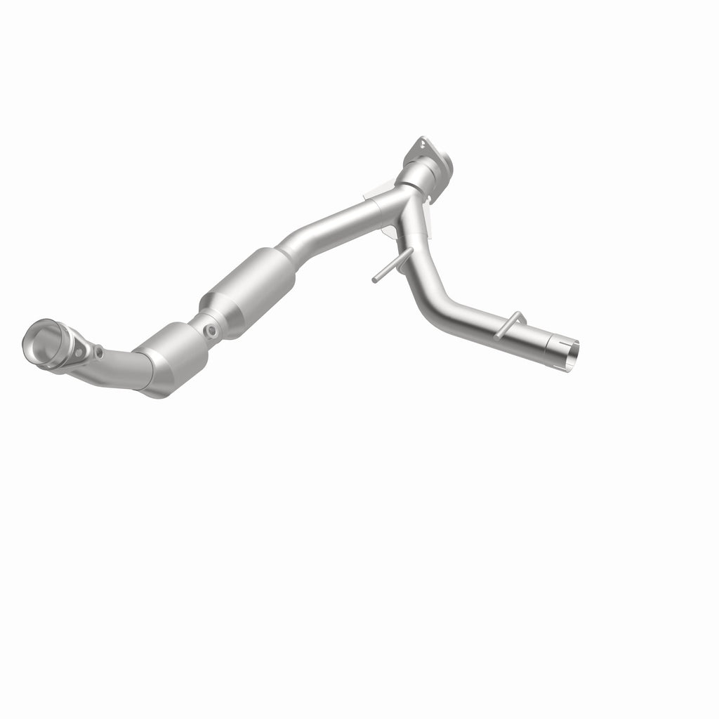 MagnaFlow Exhaust Products 4583078 California CARB Direct-Fit Catalytic Converter for Select Ford Expedition
