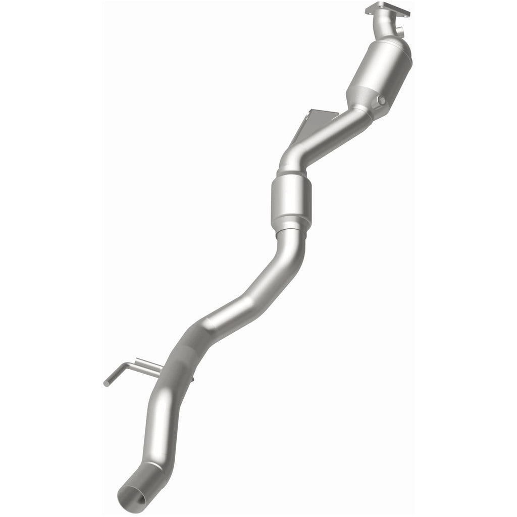 MagnaFlow Exhaust Products 52410 OEM Grade Direct-Fit Catalytic Converter for Select Porsche Cayenne, Volkswagen Touareg