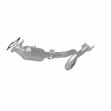 Load image into Gallery viewer, MagnaFlow Exhaust Products 22-146 OEM Grade Manifold Catalytic Converter for Select Jeep Gladiator, Jeep Wrangler
