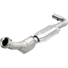Load image into Gallery viewer, MagnaFlow Exhaust Products 23976 HM Grade Direct-Fit Catalytic Converter for Select Ford Expedition, Ford F-250, Lincoln Navigator