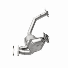 Load image into Gallery viewer, MagnaFlow Exhaust Products 447189 California CARB Direct-Fit Catalytic Converter for Select Ford Ranger, Mazda B3000, Mazda B4000