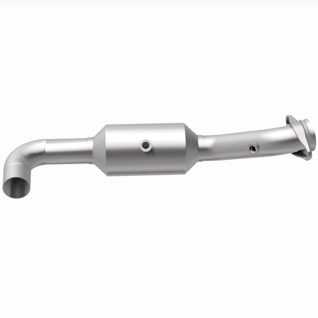 MagnaFlow Exhaust Products 280218 OEM Grade Direct-Fit Catalytic Converter for Select Ford Expedition, Lincoln Navigator