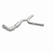 Load image into Gallery viewer, MagnaFlow Exhaust Products 4583706 California CARB Direct-Fit Catalytic Converter for Select Ford F-150