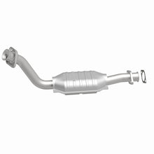 Load image into Gallery viewer, MagnaFlow Exhaust Products 93385 Standard Grade Direct-Fit Catalytic Converter for Select Ford Crown Victoria, Lincoln Town Car, Mercury Grand Marquis