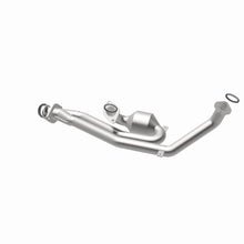 Load image into Gallery viewer, MagnaFlow Exhaust Products 23136 HM Grade Direct-Fit Catalytic Converter for Select Toyota Avalon, Toyota Sienna