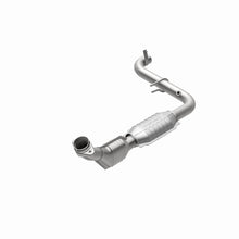 Load image into Gallery viewer, MagnaFlow Exhaust Products 447151 California CARB Direct-Fit Catalytic Converter