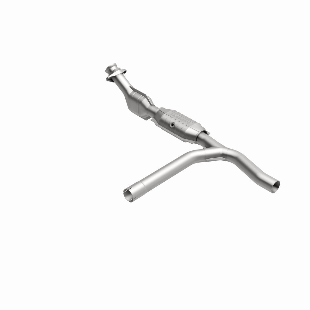 MagnaFlow Exhaust Products 51301 OEM Grade Direct-Fit Catalytic Converter for Select Ford F-150, Ford F-150 Heritage