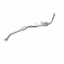 Load image into Gallery viewer, MagnaFlow Exhaust Products 447163 California CARB Direct-Fit Catalytic Converter for Select Toyota Sienna