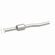 Load image into Gallery viewer, MagnaFlow Exhaust Products 5592804 California CARB Direct-Fit Catalytic Converter for Select Chevrolet Captiva Sport, Chevrolet Equinox, GMC Terrain