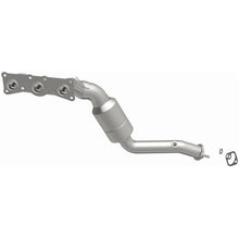 Load image into Gallery viewer, MagnaFlow Exhaust Products 51222 OEM Grade Manifold Catalytic Converter for Select BMW 528i, BMW 528i xDrive, BMW 528xi