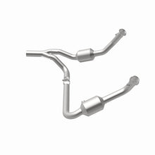 Load image into Gallery viewer, MagnaFlow Exhaust Products 21-458 OEM Grade Direct-Fit Catalytic Converter for Select Jeep Wrangler