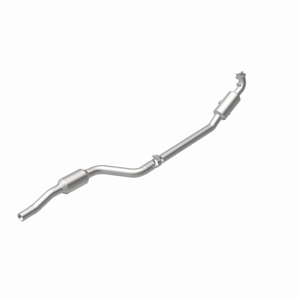 MagnaFlow Exhaust Products 21-440 OEM Grade Direct-Fit Catalytic Converter for Select Mercedes-Benz GLK350