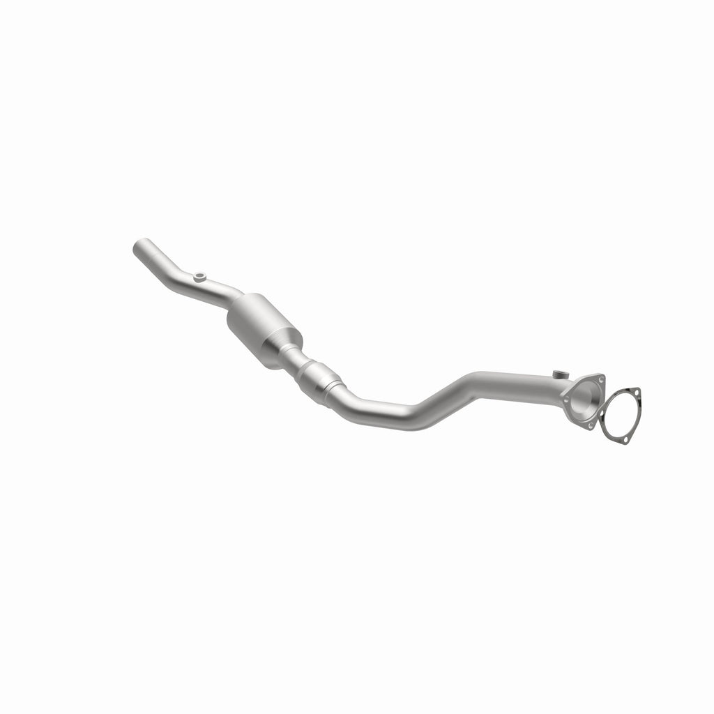 MagnaFlow Exhaust Products 24110 HM Grade Direct-Fit Catalytic Converter for Select Audi A6, Audi A6 Quattro, Volkswagen Passat