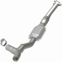 Load image into Gallery viewer, MagnaFlow Exhaust Products 23322 HM Grade Direct-Fit Catalytic Converter for Select Ford Expedition, Ford F-150, Ford F-250, Lincoln Navigator