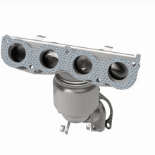 Load image into Gallery viewer, MagnaFlow Exhaust Products 5531081 California CARB Manifold Catalytic Converter for Select Kia Forte