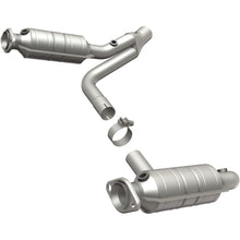 Load image into Gallery viewer, MagnaFlow Exhaust Products 24398 HM Grade Direct-Fit Catalytic Converter for Select Dodge Dakota, Mitsubishi Raider