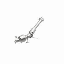 Load image into Gallery viewer, MagnaFlow Exhaust Products 21-685 OEM Grade Direct-Fit Catalytic Converter for Select Volvo S60, Volvo S60 Cross Country, Volvo V60, Volvo V60 Cross Country, Volvo XC60, Volvo XC70