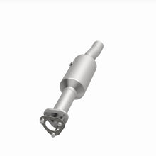 Load image into Gallery viewer, MagnaFlow Exhaust Products 280446 OEM Grade Direct-Fit Catalytic Converter for Select Ford E-450 Super Duty