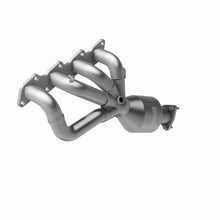 Load image into Gallery viewer, MagnaFlow Exhaust Products 452028 California CARB Manifold Catalytic Converter for Select Nissan Frontier
