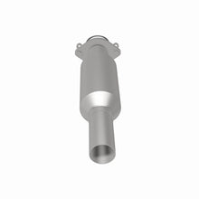 Load image into Gallery viewer, MagnaFlow Exhaust Products 5671981 California CARB Direct-Fit Catalytic Converter for Select Ford Fusion, Mercury Milan
