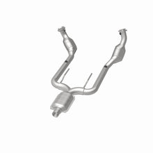 Load image into Gallery viewer, MagnaFlow Exhaust Products 23343 HM Grade Direct-Fit Catalytic Converter for Select Ford Thunderbird, Mercury Cougar