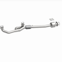 Load image into Gallery viewer, MagnaFlow Exhaust Products 5571756 California CARB Direct-Fit Catalytic Converter for Select Acura MDX, Honda Pilot
