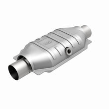 Load image into Gallery viewer, MagnaFlow Exhaust Products 459056 California CARB Universal Catalytic Converter for Select Ford E-150, Ford E-150 Club Wagon, Ford E-250, Ford E-350 Club Wagon, Ford E-350 Super Duty, Ford Expedition, Ford Explorer, Ford F-150, Ford F-150 Heritage,