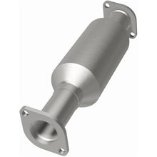 Load image into Gallery viewer, MagnaFlow Exhaust Products 4481877 California CARB Direct-Fit Catalytic Converter for Select Hyundai Sonata