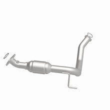 Load image into Gallery viewer, MagnaFlow Exhaust Products 23984 HM Grade Direct-Fit Catalytic Converter for Select Toyota 4Runner, Toyota FJ Cruiser