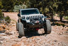 Load image into Gallery viewer, Body Armor 4x4 JL-5124 Tube Grill Guard (Bolt On) for Select Jeep Gladiator, Jeep Wrangler