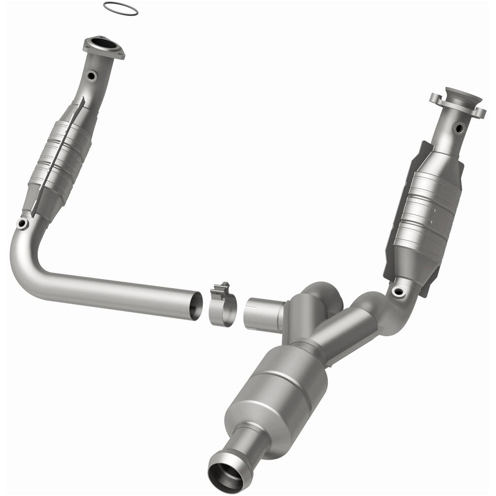 MagnaFlow Exhaust Products 51578 OEM Grade Direct-Fit Catalytic Converter for Select Cadillac Escalade, Chevrolet Avalanche, Chevrolet Silverado 1500, Chevrolet Suburban 1500, Chevrolet Tahoe, GMC Sierra 1500, GMC Yukon, GMC Yukon XL