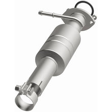 Load image into Gallery viewer, MagnaFlow Exhaust Products 52207 OEM Grade Direct-Fit Catalytic Converter for Select Toyota Highlander