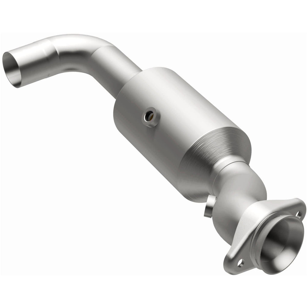 MagnaFlow Exhaust Products 280218 OEM Grade Direct-Fit Catalytic Converter for Select Ford Expedition, Lincoln Navigator