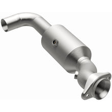 Load image into Gallery viewer, MagnaFlow Exhaust Products 280218 OEM Grade Direct-Fit Catalytic Converter for Select Ford Expedition, Lincoln Navigator