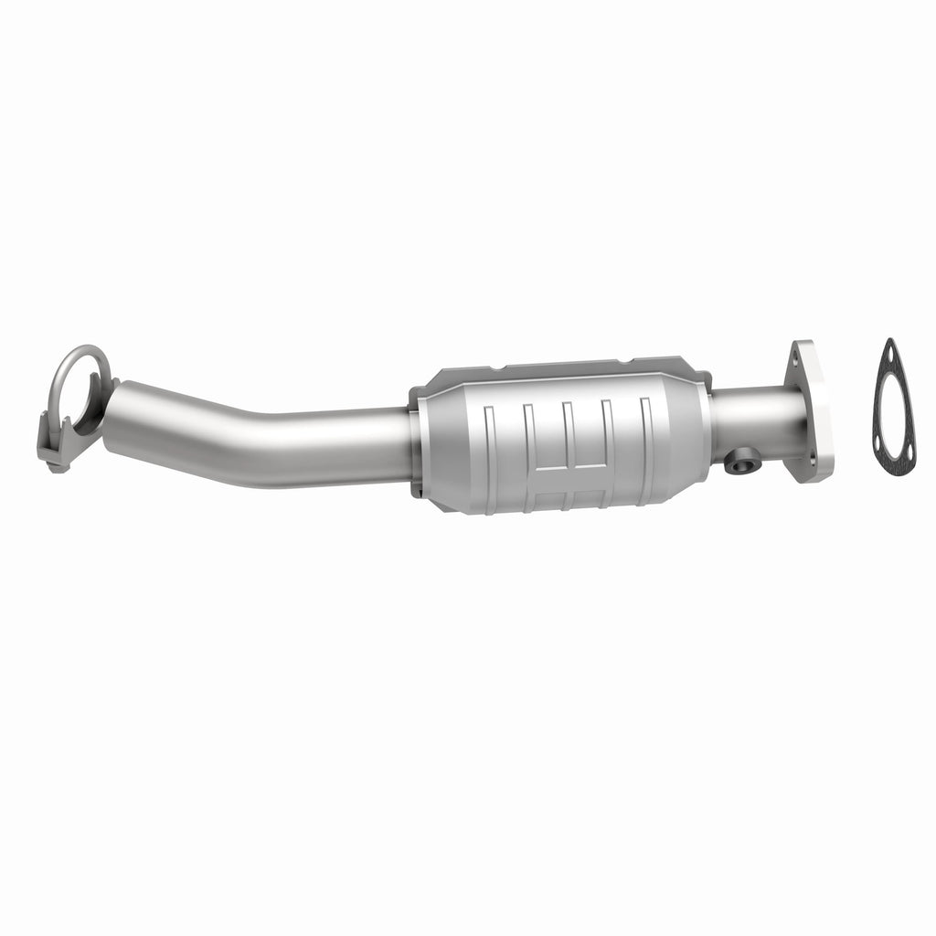 MagnaFlow Exhaust Products 49812 OEM Grade Direct-Fit Catalytic Converter for Select Suzuki Forenza, Suzuki Reno