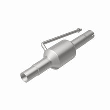 Load image into Gallery viewer, MagnaFlow Exhaust Products 4451212 California CARB Direct-Fit Catalytic Converter for Select Dodge Ram 2500, Dodge Ram