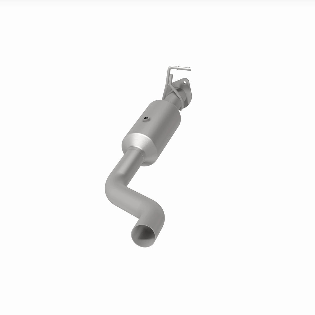 MagnaFlow Exhaust Products 280444 OEM Grade Direct-Fit Catalytic Converter for Select Ford F-650, Ford F-750