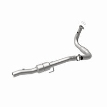 Load image into Gallery viewer, MagnaFlow Exhaust Products 458067 California CARB Direct-Fit Catalytic Converter for Select Chevrolet Silverado HD, GMC Sierra HD