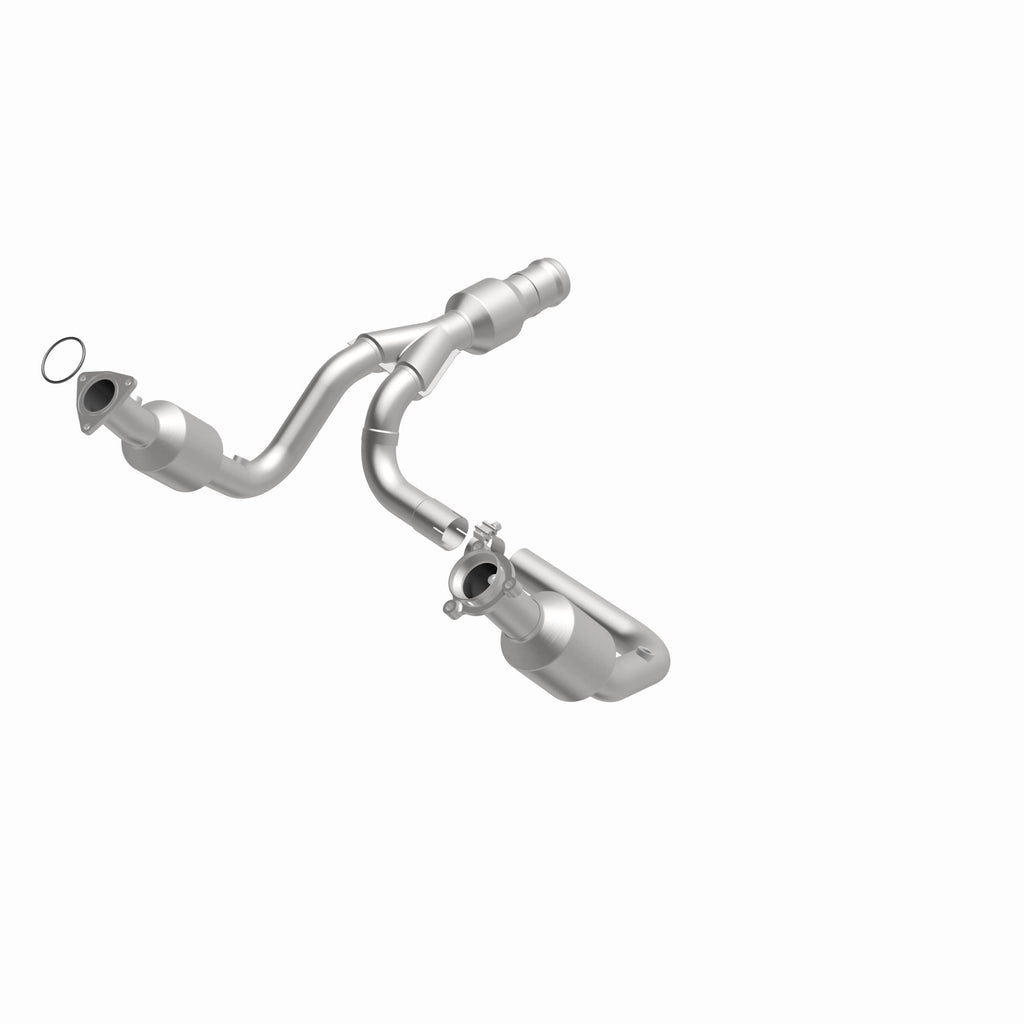 MagnaFlow Exhaust Products 5582617 California CARB Direct-Fit Catalytic Converter for Select Cadillac Escalade, Cadillac Escalade ESV, Chevrolet Silverado 1500, GMC Sierra 1500, GMC Yukon, GMC Yukon XL