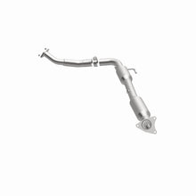 Load image into Gallery viewer, MagnaFlow Exhaust Products 5582571 California CARB Direct-Fit Catalytic Converter for Select Toyota Tundra