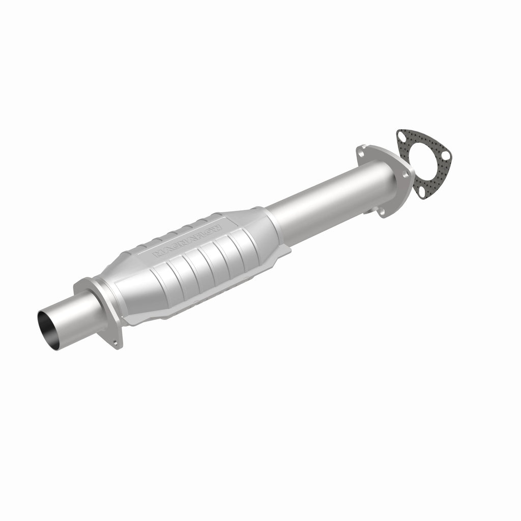 MagnaFlow Exhaust Products 93483 Standard Grade Direct-Fit Catalytic Converter for Select Chevrolet S10, GMC Sonoma