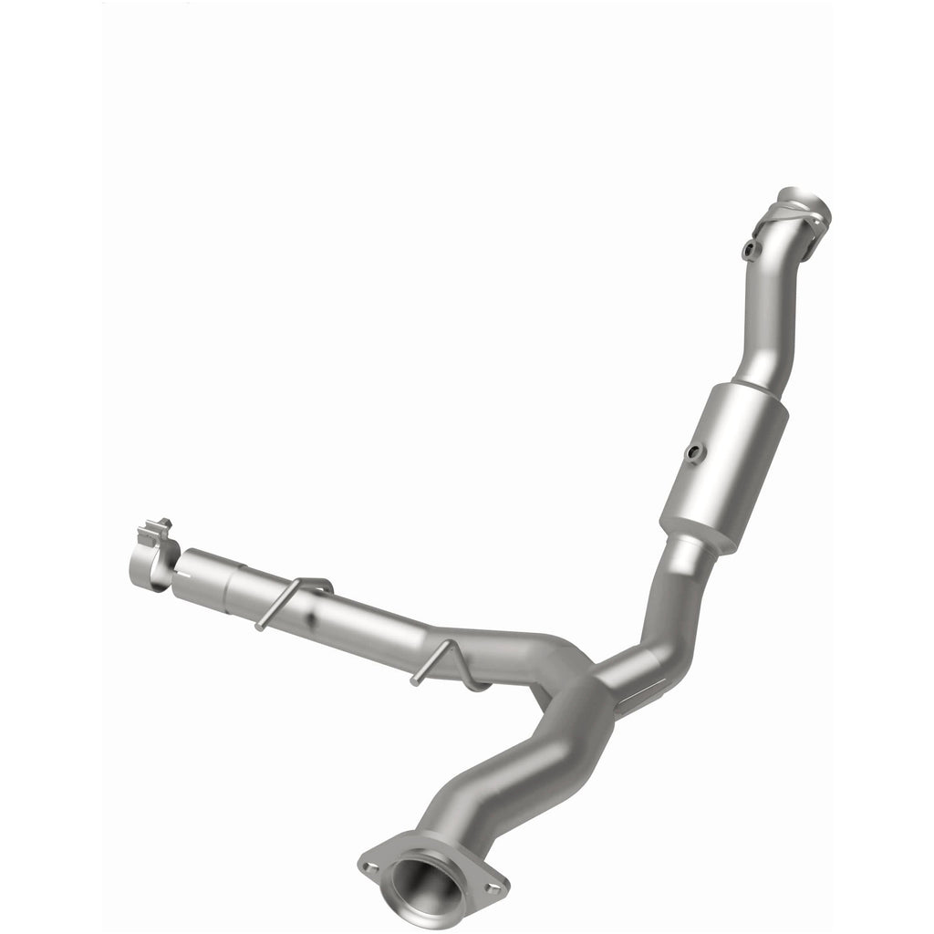 MagnaFlow Exhaust Products 21-528 OEM Grade Direct-Fit Catalytic Converter for Select Ford Expedition, Lincoln Navigator