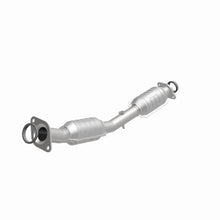 Load image into Gallery viewer, MagnaFlow Exhaust Products 51833 OEM Grade Direct-Fit Catalytic Converter for Select Nissan Versa