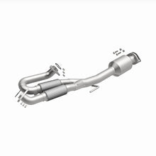 Load image into Gallery viewer, MagnaFlow Exhaust Products 6571234 California CARB Direct-Fit Catalytic Converter for Select Nissan Maxima