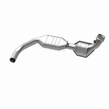 Load image into Gallery viewer, MagnaFlow Exhaust Products 23526 HM Grade Direct-Fit Catalytic Converter for Select Lincoln Navigator